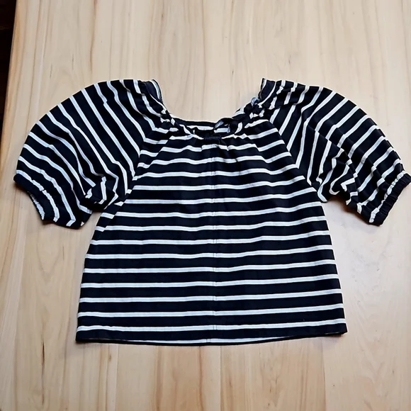 J. Crew Crop Top with Puffy Sleeves - Picture 6 of 7